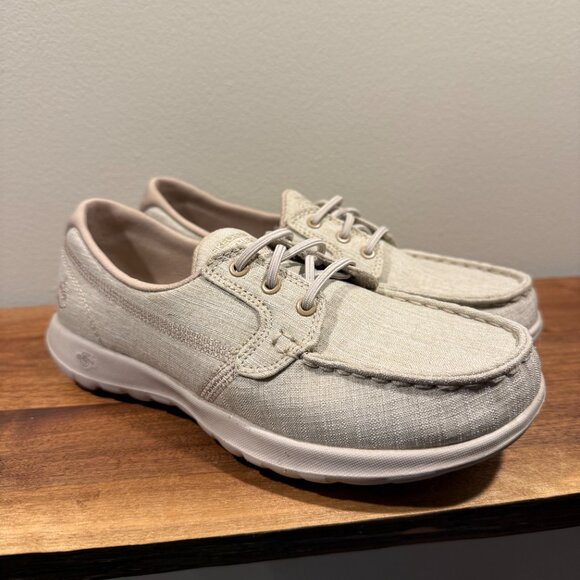 Skechers GO WALK lite isla boat shoe girls size 5.5 - Picture 2 of 6